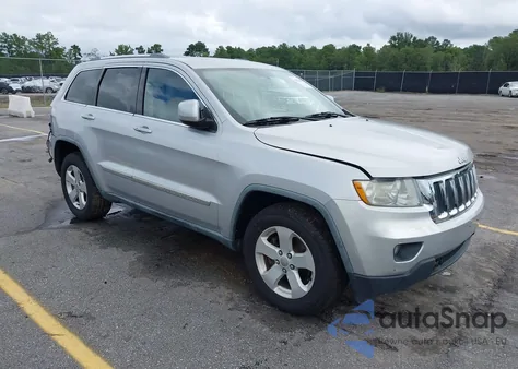 2012 Jeep Grand Cherokee Laredo z USA, uszkodzony, nr VIN 1C4RJFAT3CC192372